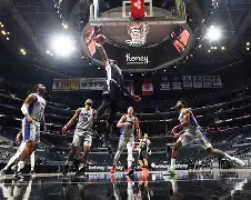 今晚CBA常规赛焦点战，洛杉矶快船内部沟通，媒体盛赞，训练强度明显提升(哪个台直播cba)